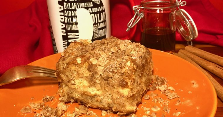 Easy French Toast Breakfast Casserole with Crumb Topping