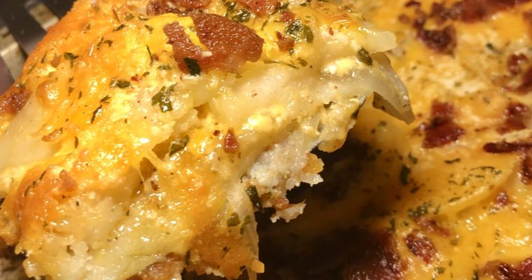 Easy Creamy Potatoes Au Gratin with Bacon