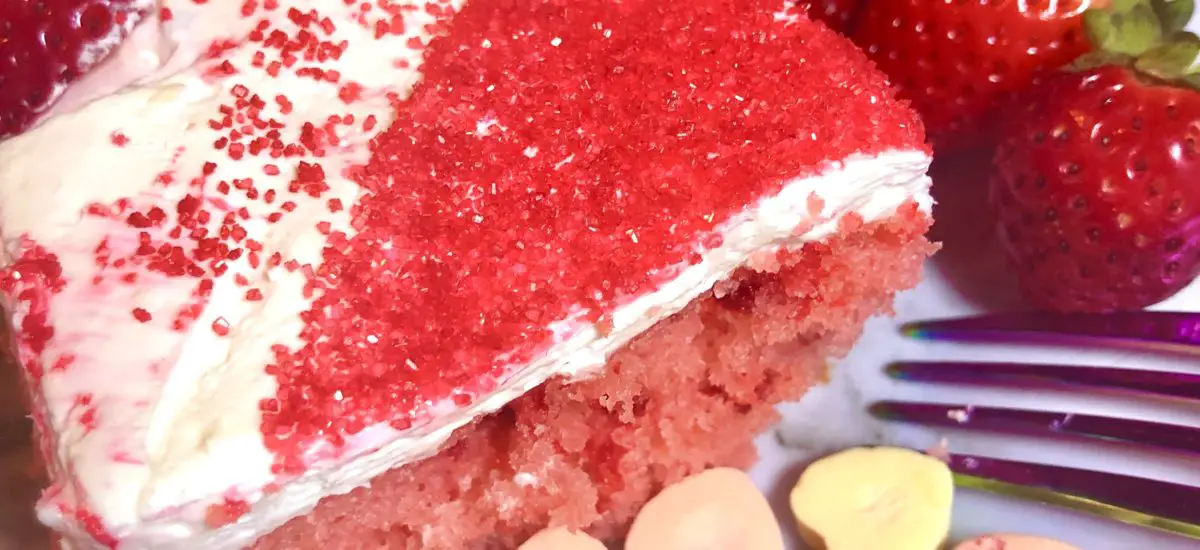 Simple Strawberry Cake with Cream Cheese Frosting